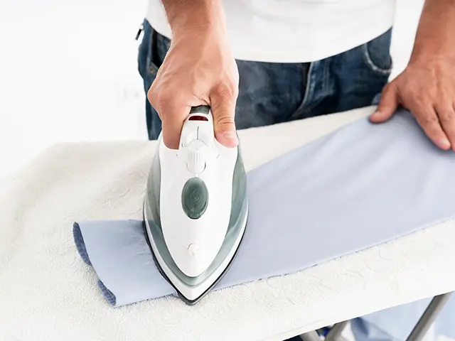 Comment bien repasser une chemise ?